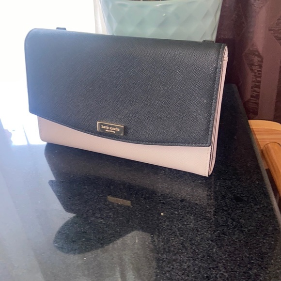 NWOT KATE SPADE ♠️ CROSSBODY - Picture 1 of 16